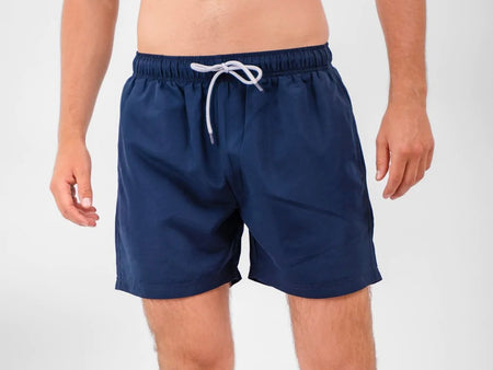 Performance Swimshorts (Navy) med to basic t-shirts