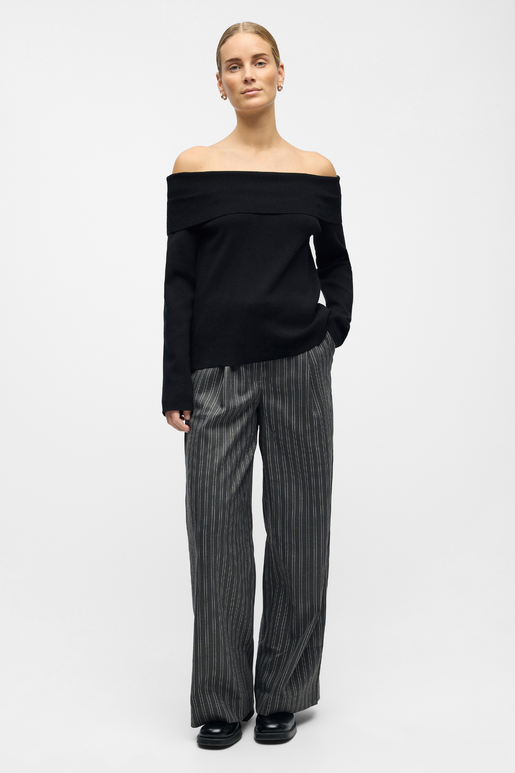 Reynard Off Shoulder Strik - Sort