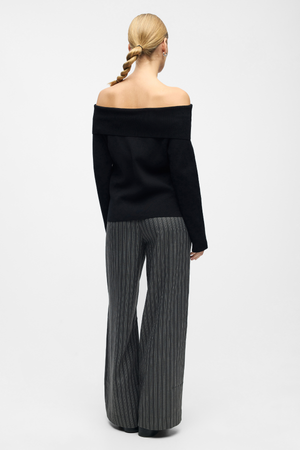 Reynard Off Shoulder Strik - Sort