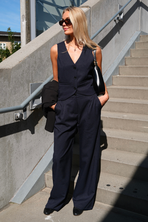 Natalie Pants - Navy