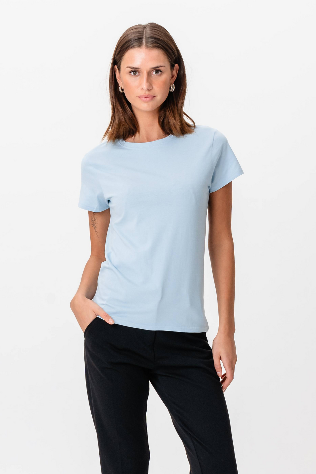 Basic T-shirt - Dame (7 stk.)