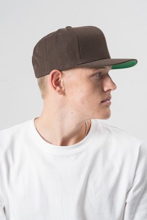 Classic Snapback - Brown