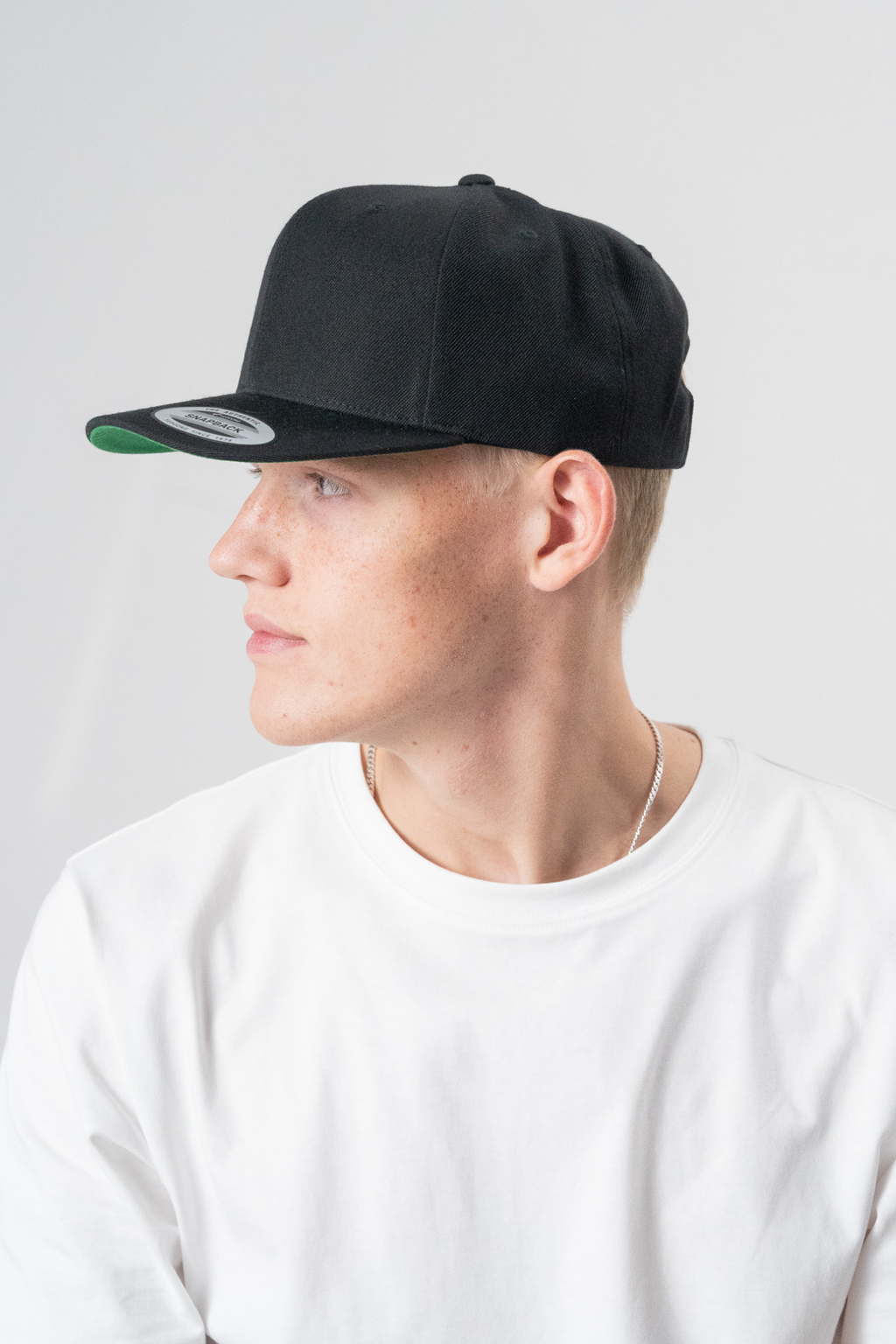 Classic Snapback - Black