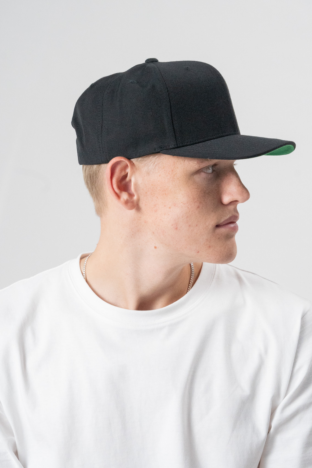 Classic Snapback - Black