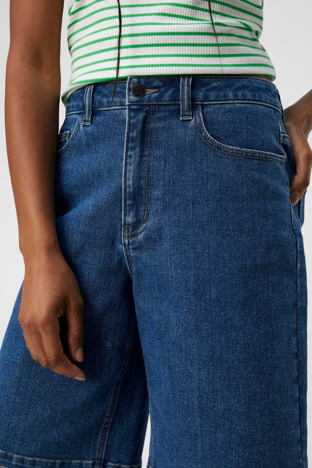 Carol Denim Shorts - Medium Blue Denim