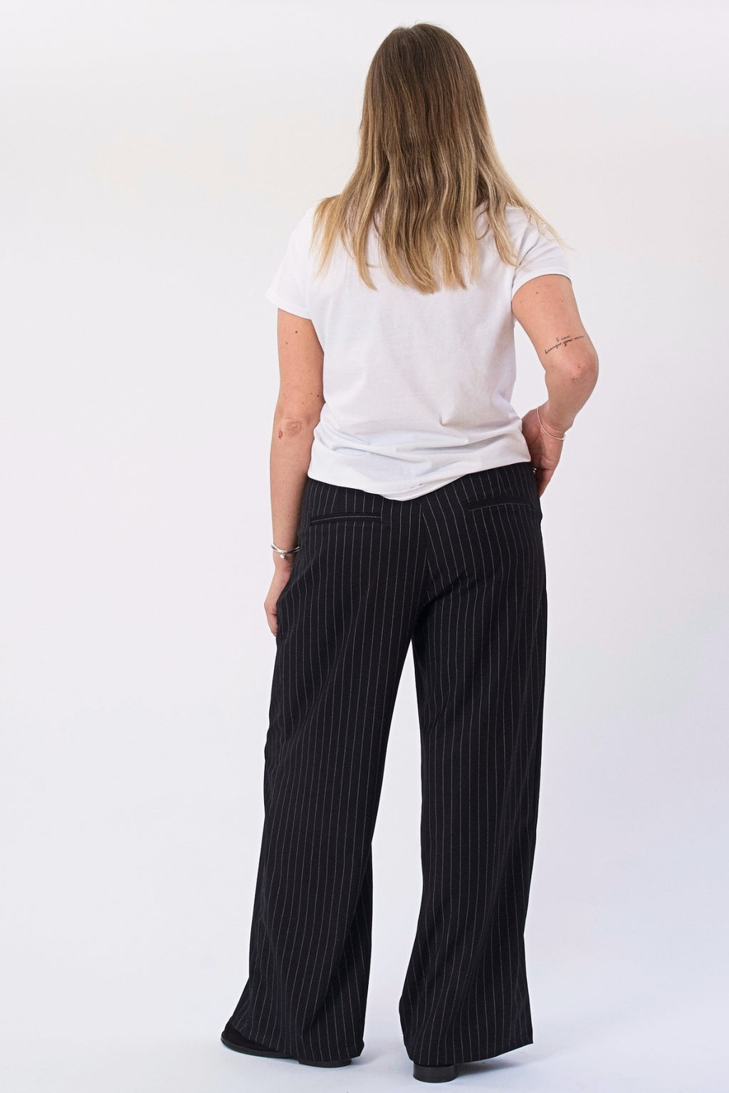 Paloma Pinstripe Pants - Sort