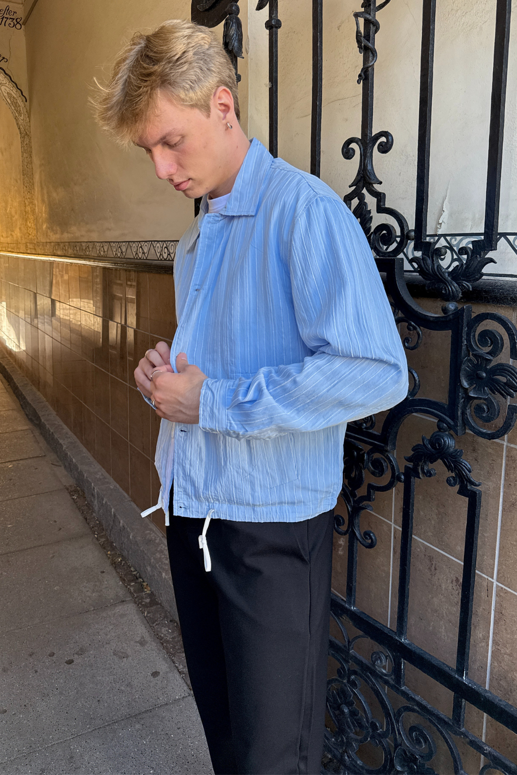 Ezra Jakke - Lyseblå