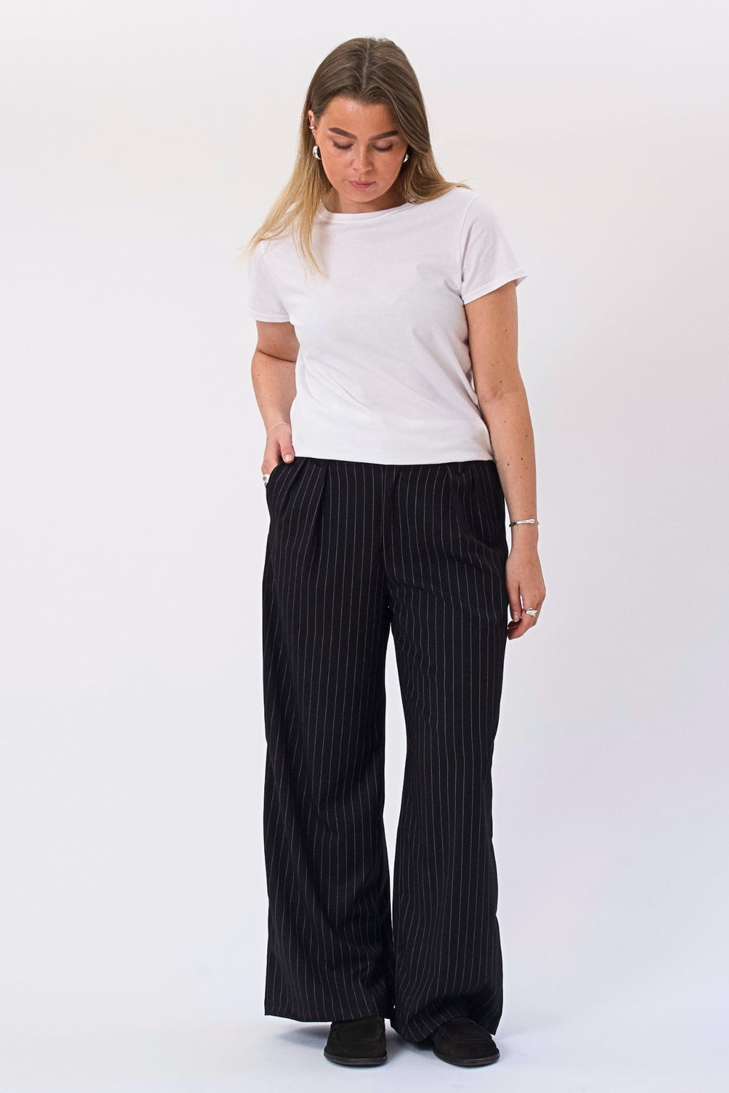 Paloma Pinstripe Pants - Sort