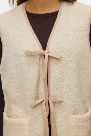 Cleo Kort Vest - Oatmeal