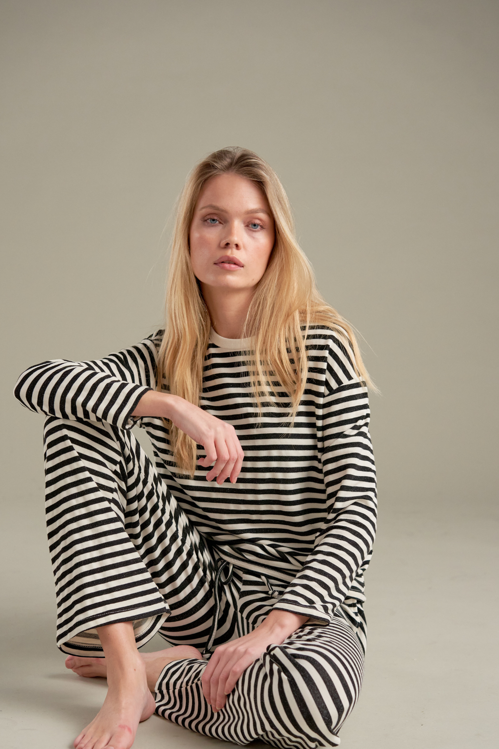 Stribet Trøje - Sort