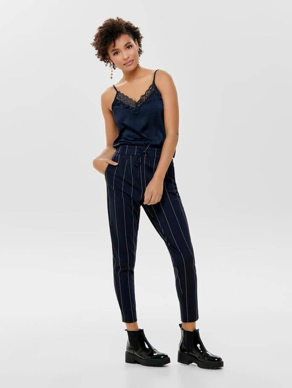 Top med blondedetaljer - Sky Captain