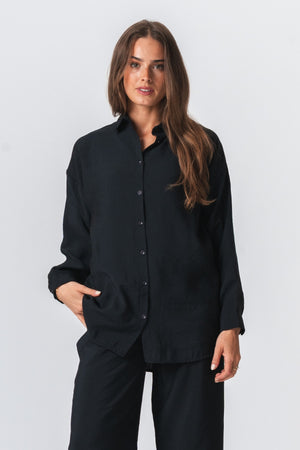 Mia Bukser + Mia Skjorte (Sort)