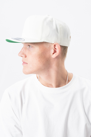 Classic Snapback - White