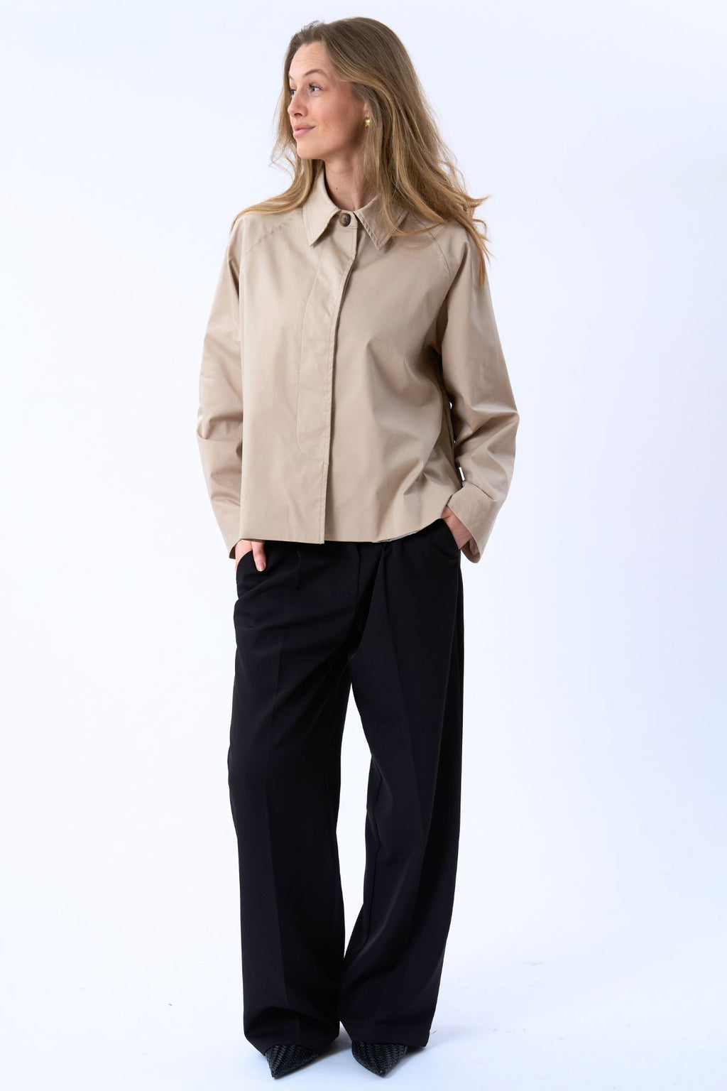 Mavis Short Jacket - Beige