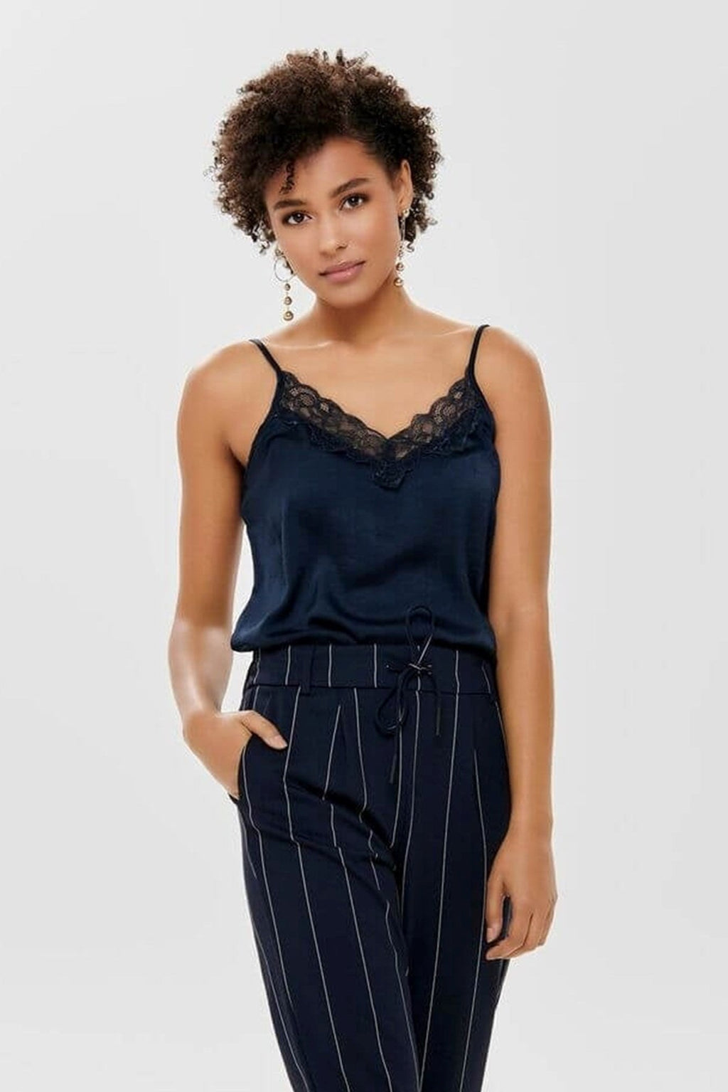 Top med blondedetaljer - Sky Captain