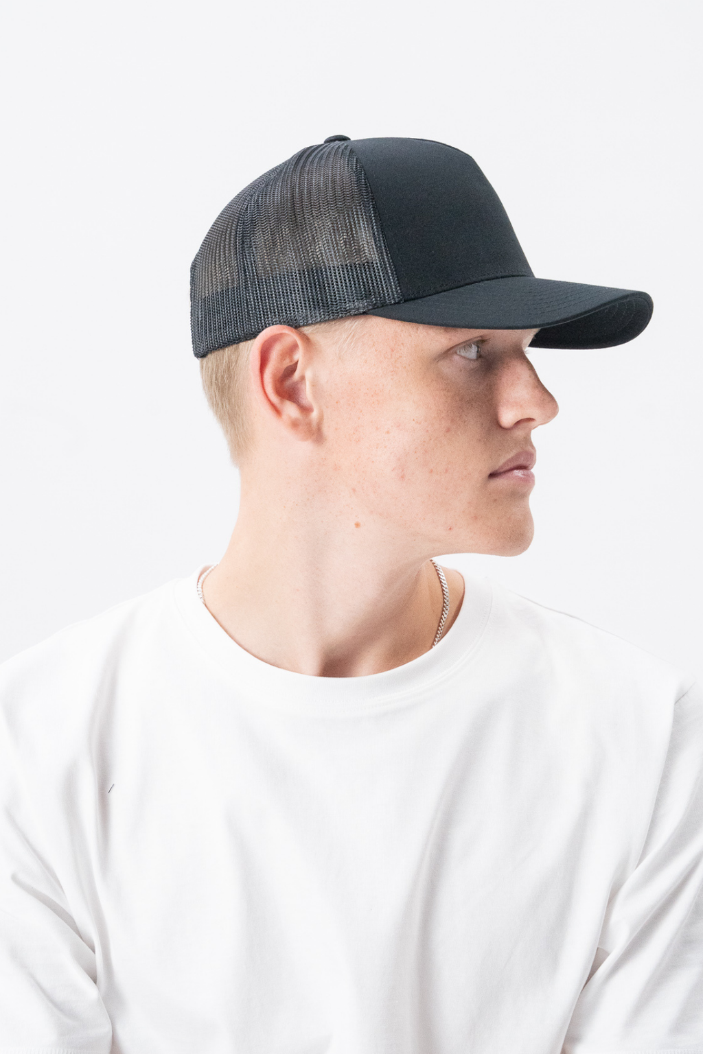 Retro Trucker Cap - Black