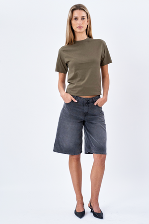 Boyfriend Tee - Army Grøn