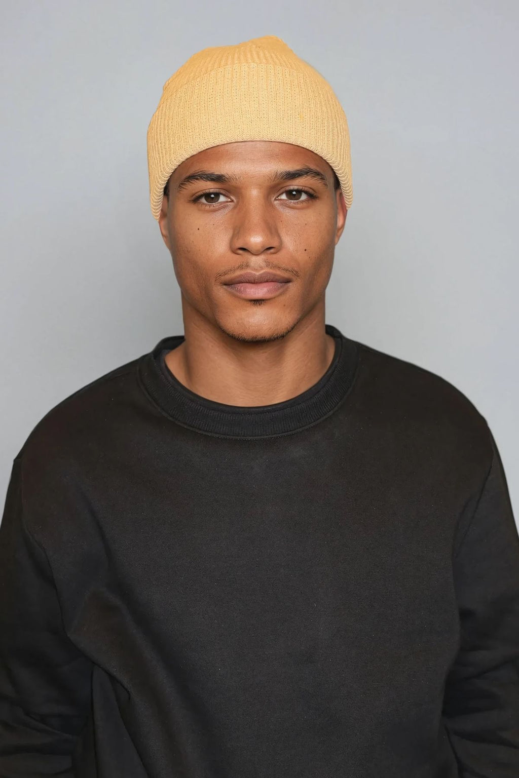 Knitted Beanie - Mørk Beige