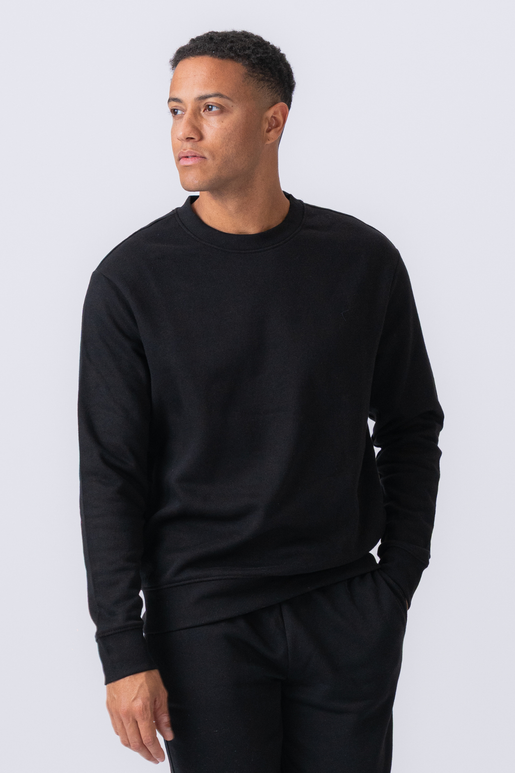 Essential Crewneck - Sort