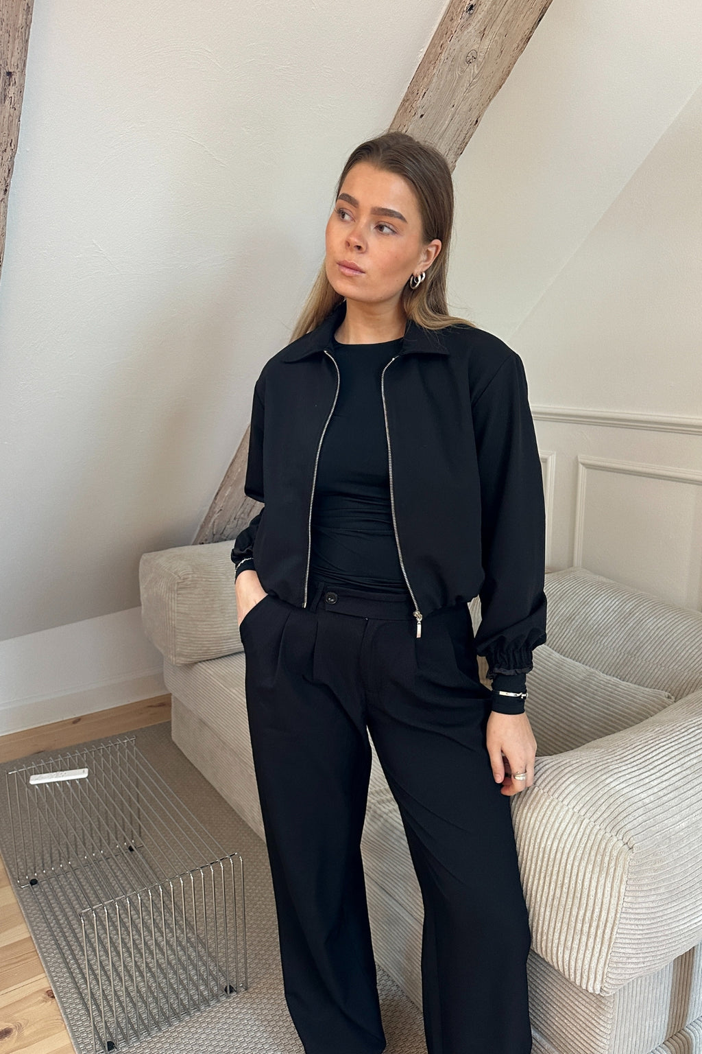 Kylie Kort Jakke - Sort