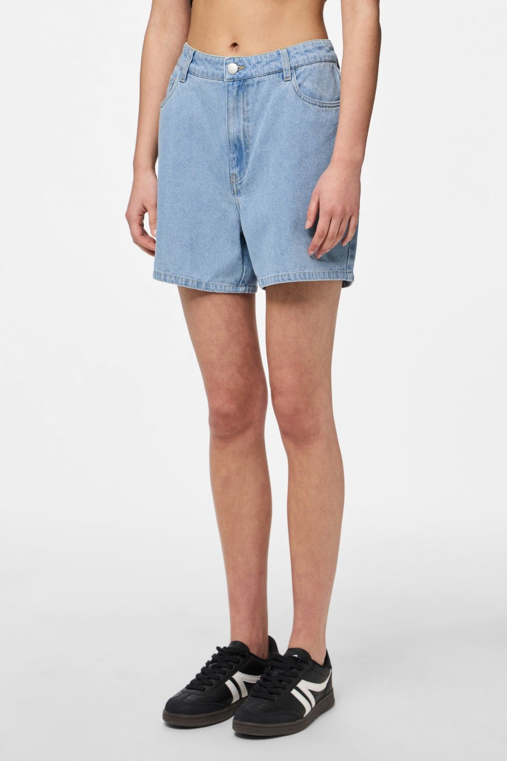 Abbi Shorts - Light Blue Denim