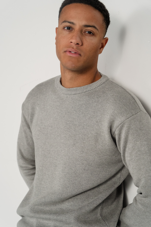 Crewneck Knit Sweater - Lysegrå