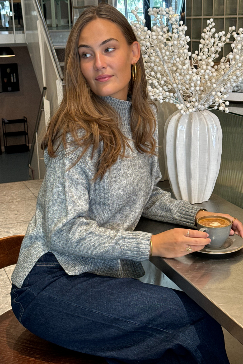 Emma Strik - Lysegrå Meleret