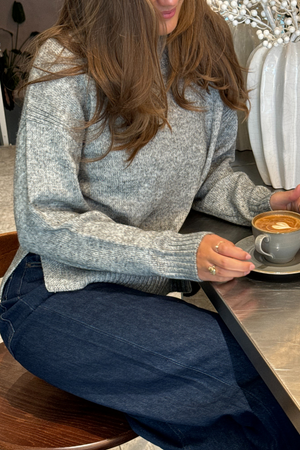 Emma Strik - Lysegrå Meleret