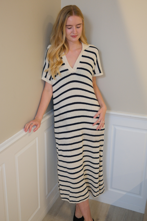 Victoria Kjole - Hvid/Navy