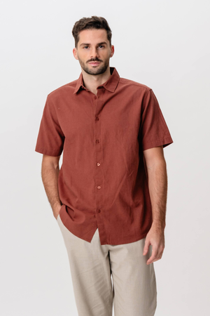 Hørset Sæt Kortærmet Skjorte + Hør shorts – Terracotta