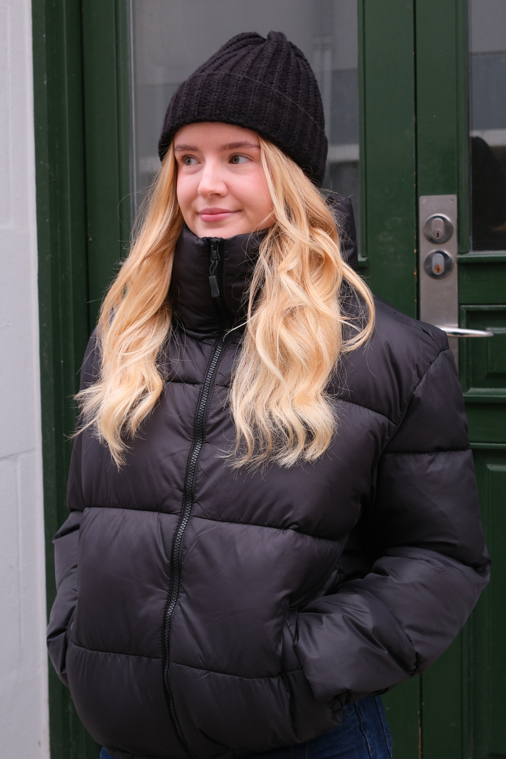 Ribbed Beanie - Sort