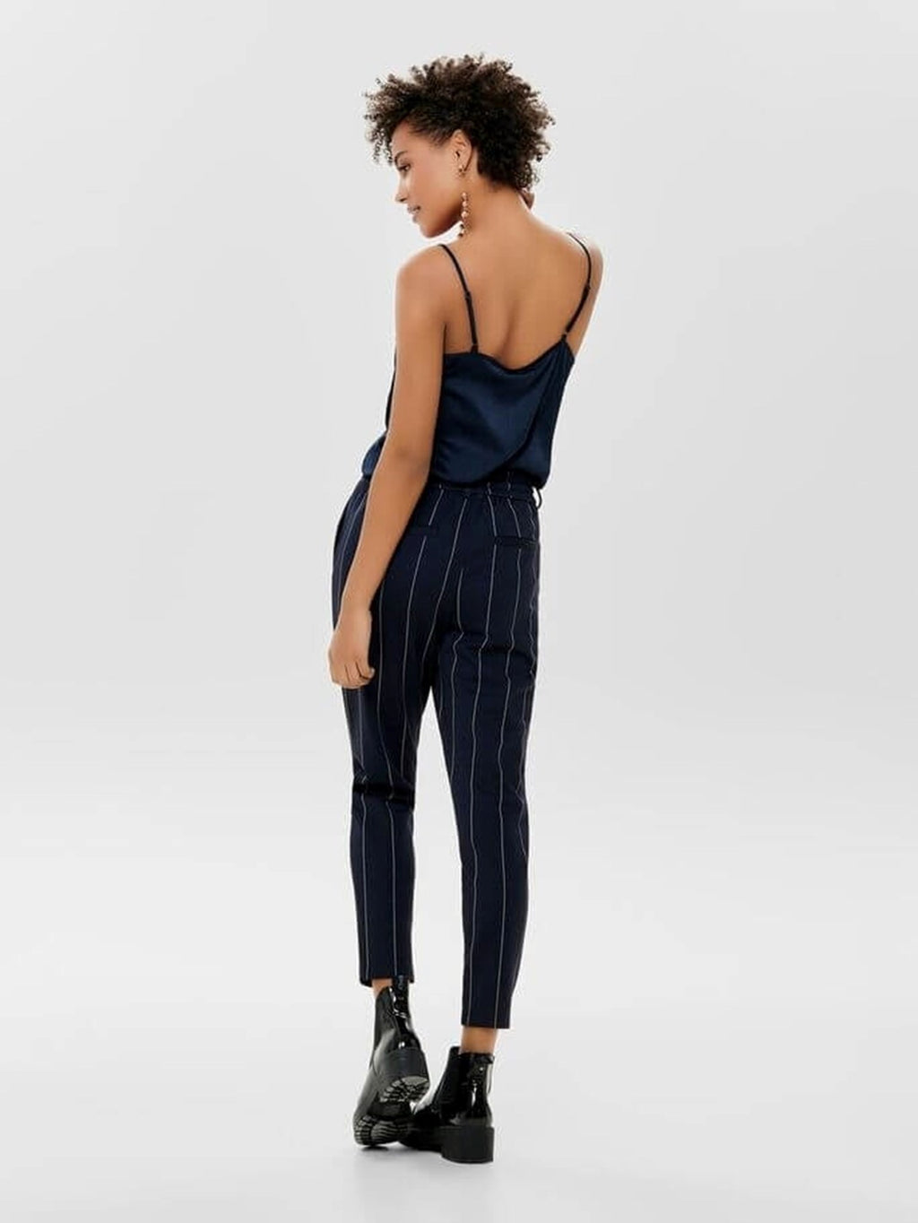 Top med blondedetaljer - Sky Captain