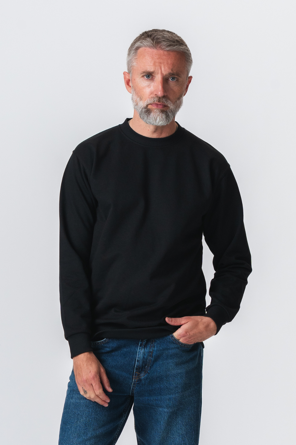 Basic Crewneck - Sort