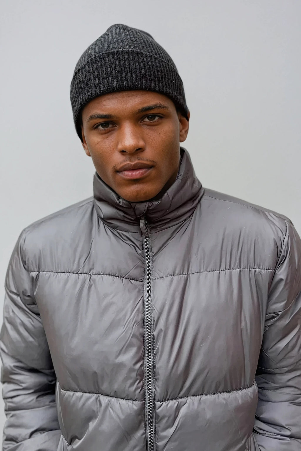 Knitted beanie - Sort