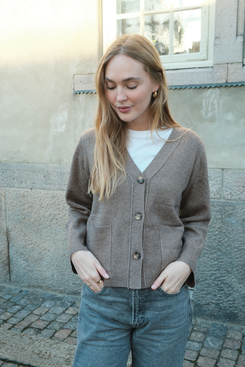 Sara Cardigan - Taupe