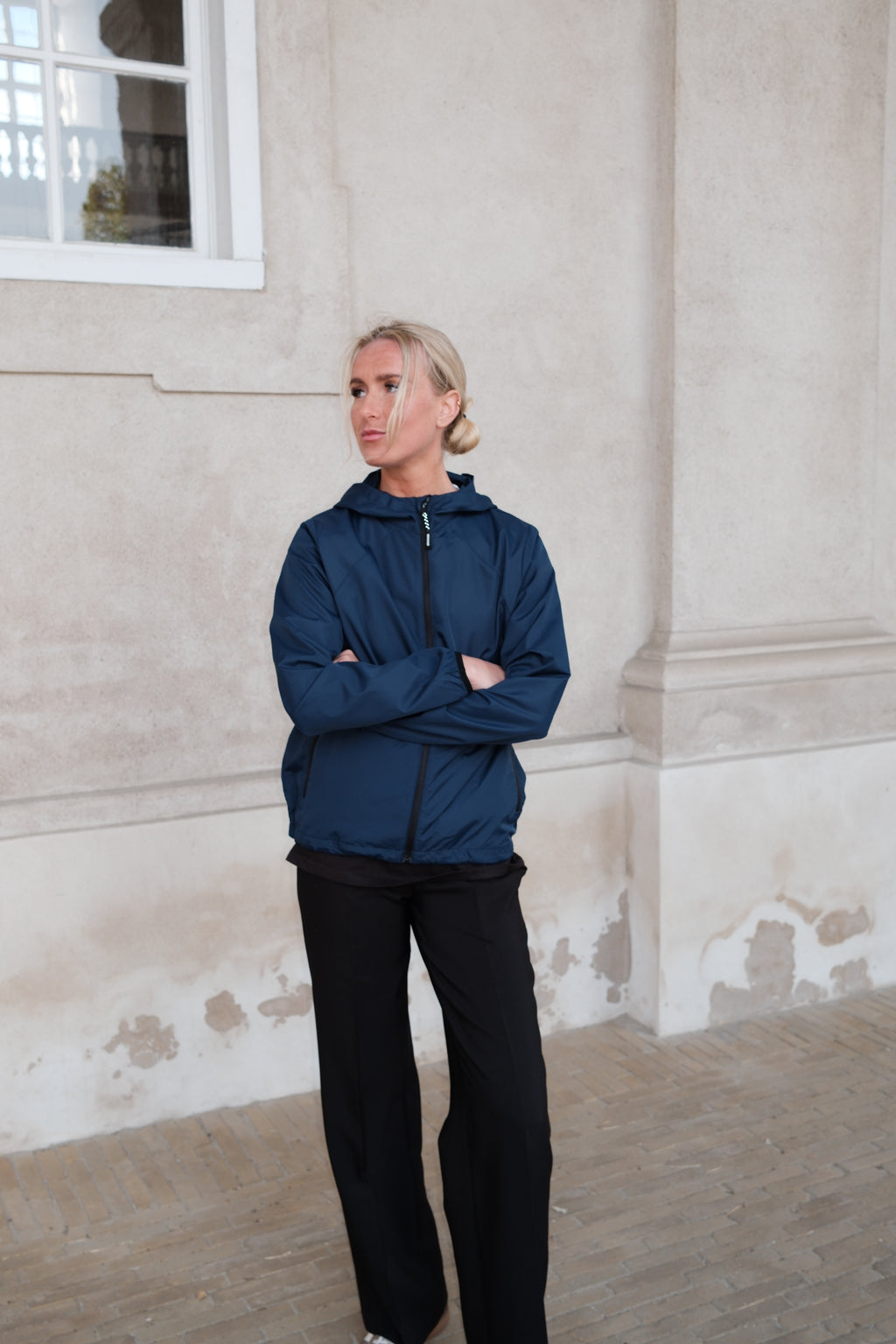 Victoria Windbreaker - Navy