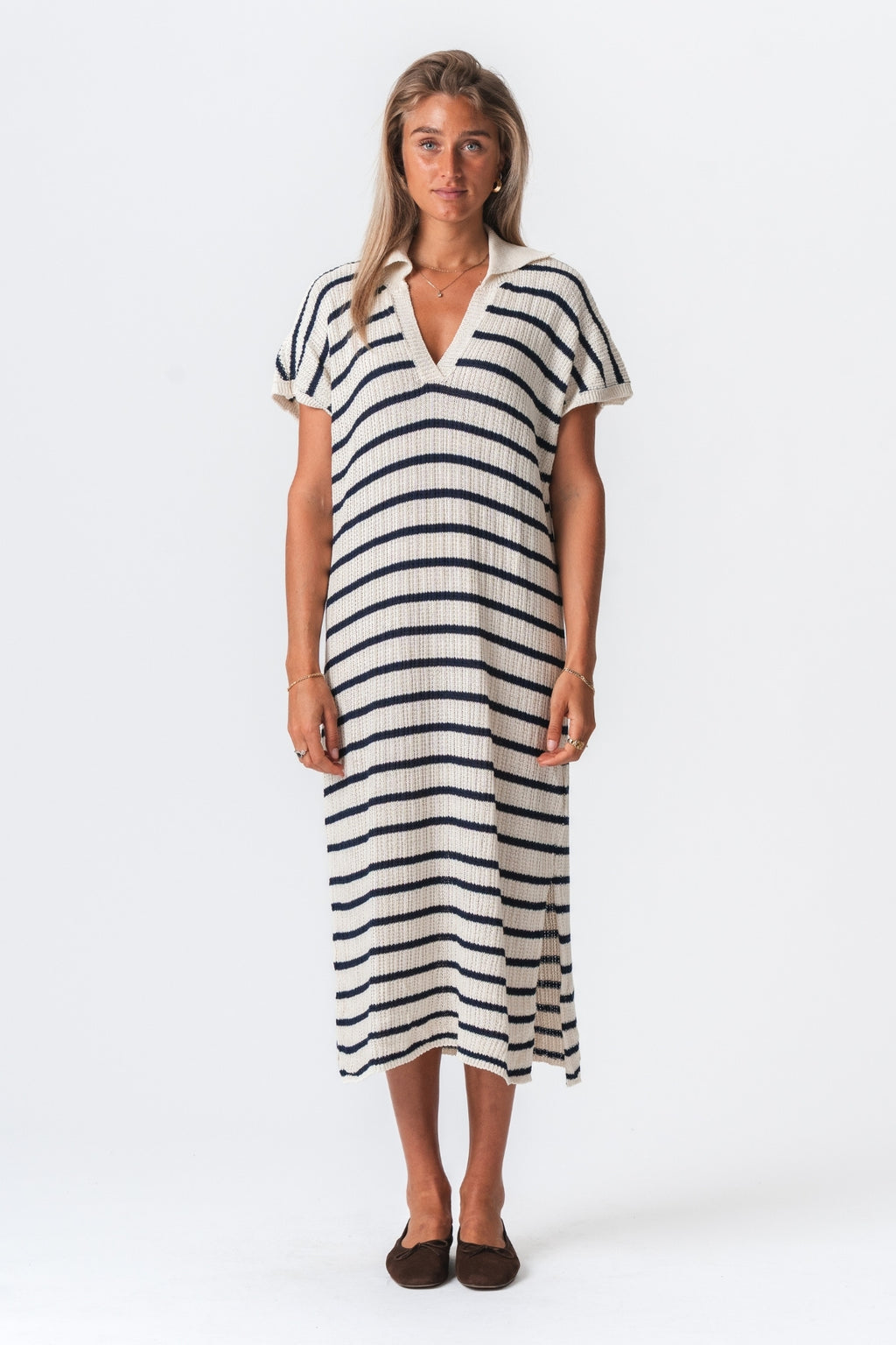 Victoria Kjole - Hvid/Navy