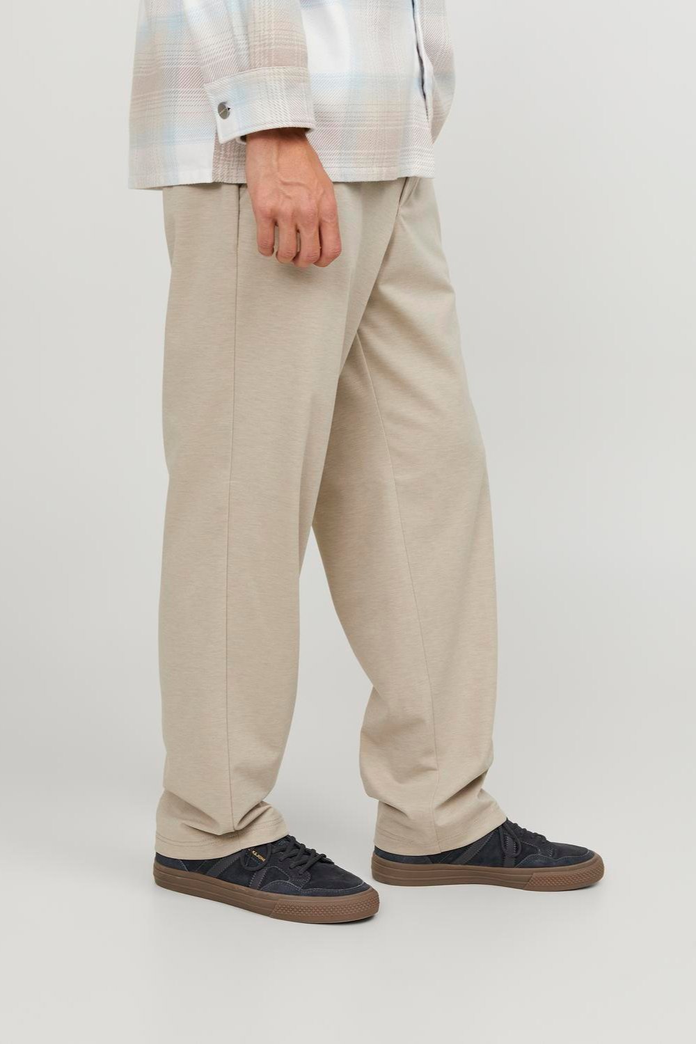 Karl Pierre Bukser - Crockery