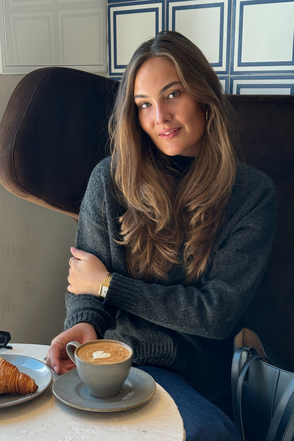 Emma Strik - Mørkegrå Meleret