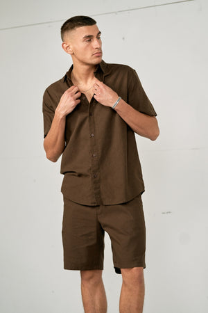 Hørset Sæt Kortærmet Skjorte + Hør shorts – Mørkebrun