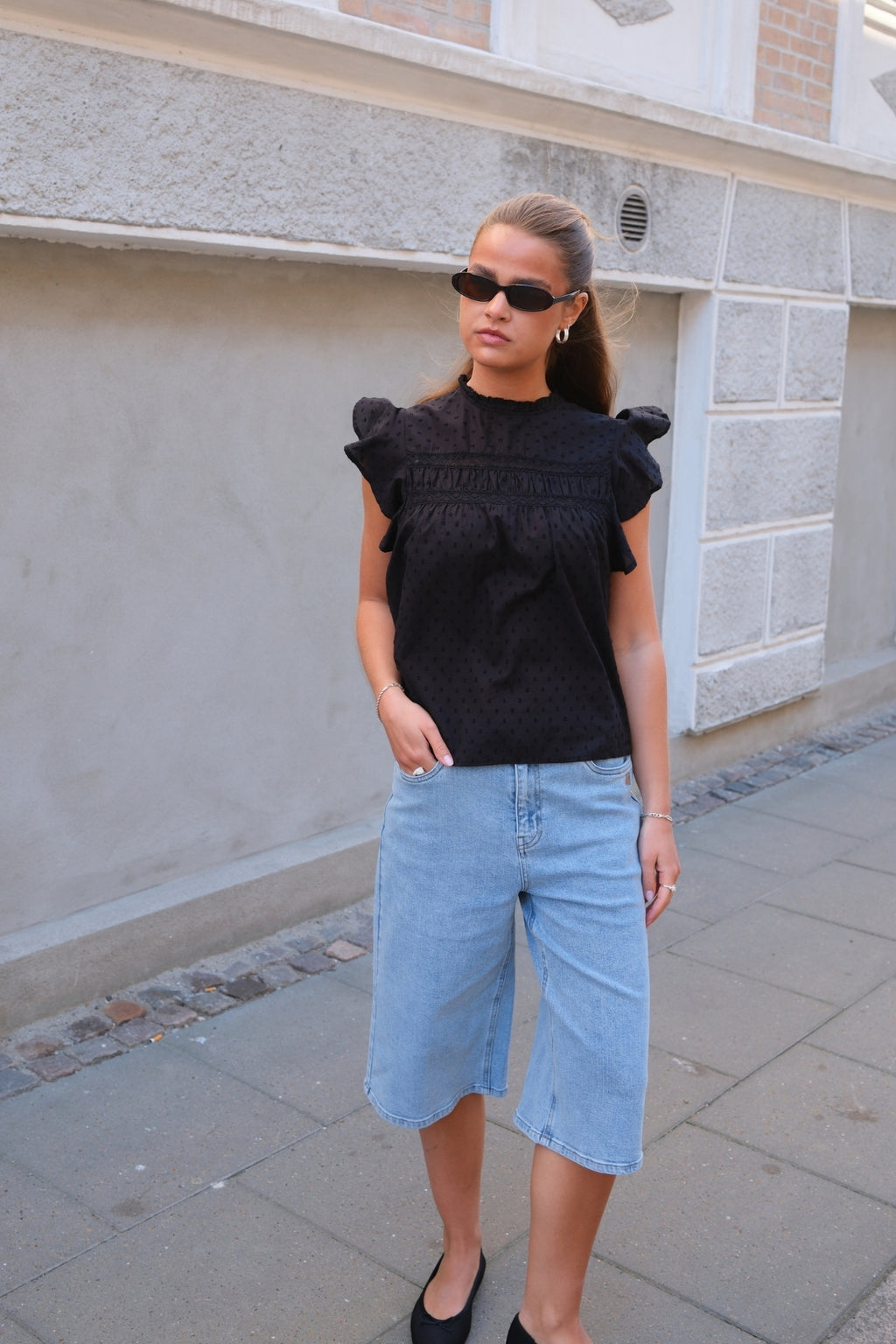 Trine Blonde Top - Sort