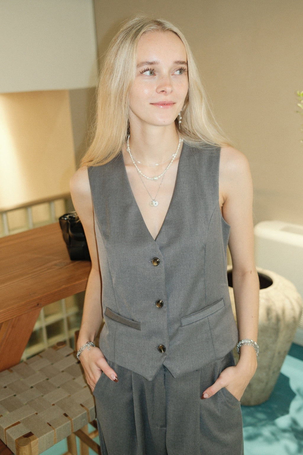 Nadia Vest og Pants (Mørke grå)