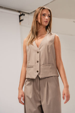 Nadia Vest og Pants (Beige)