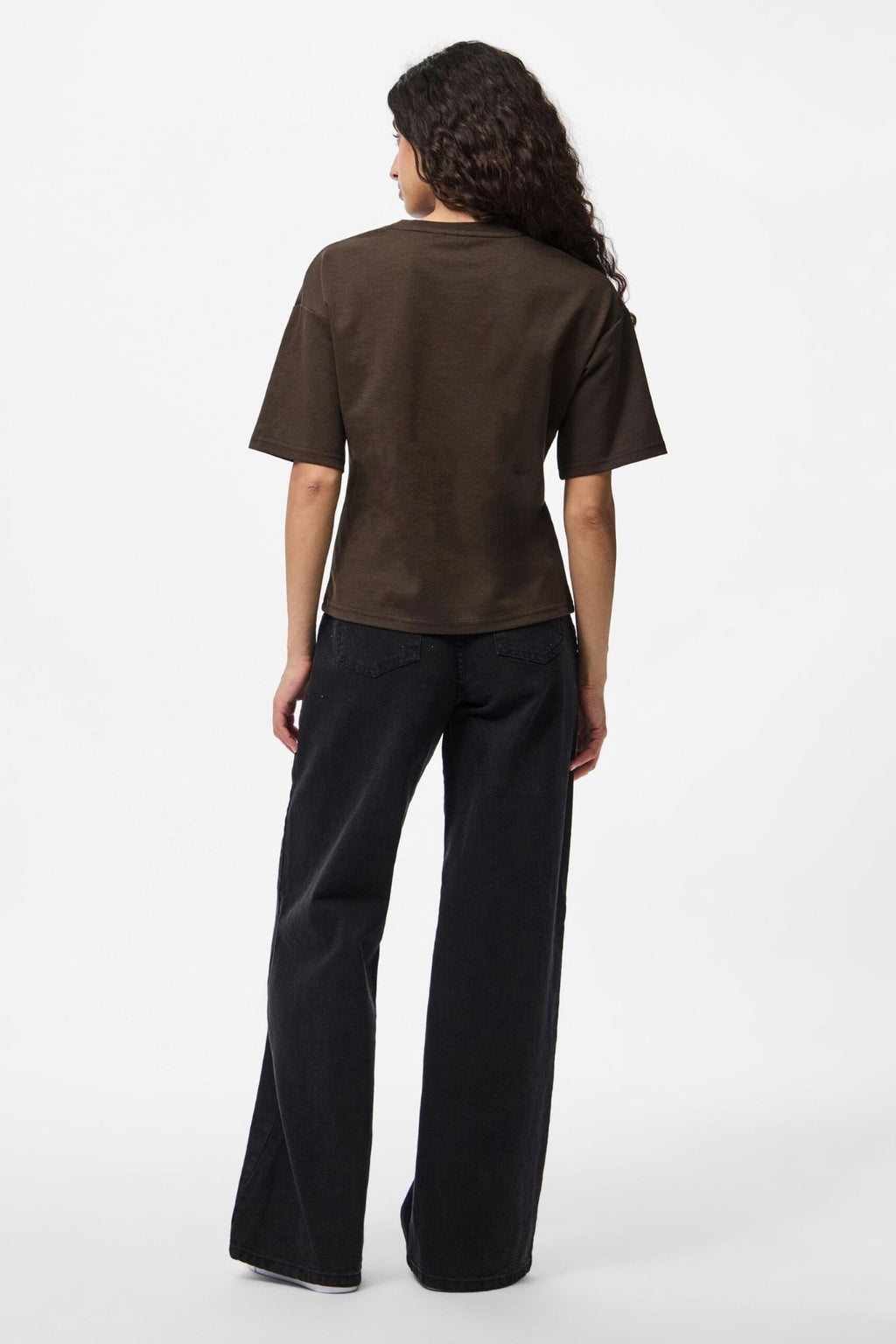 Skylar O-Neck Fitted Tee - Delicioso