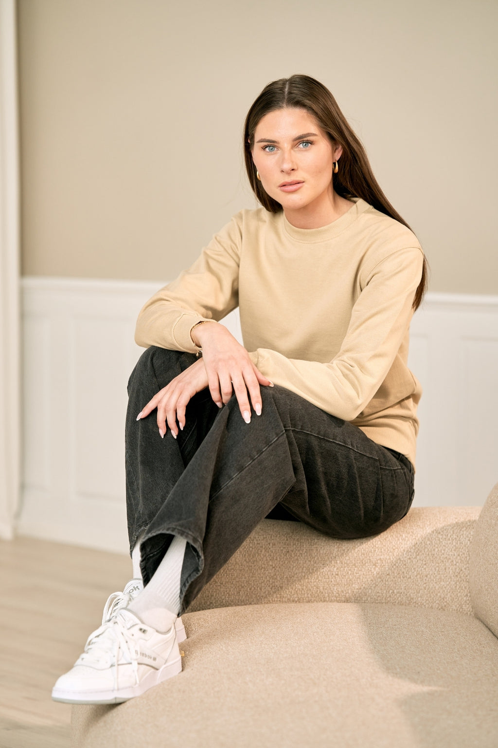 Basic Crewneck - Sand (dame)