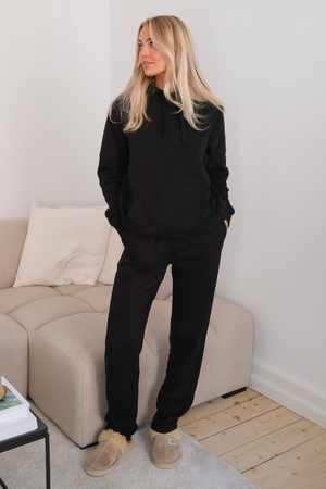 Essential Sweatpants - Sort
