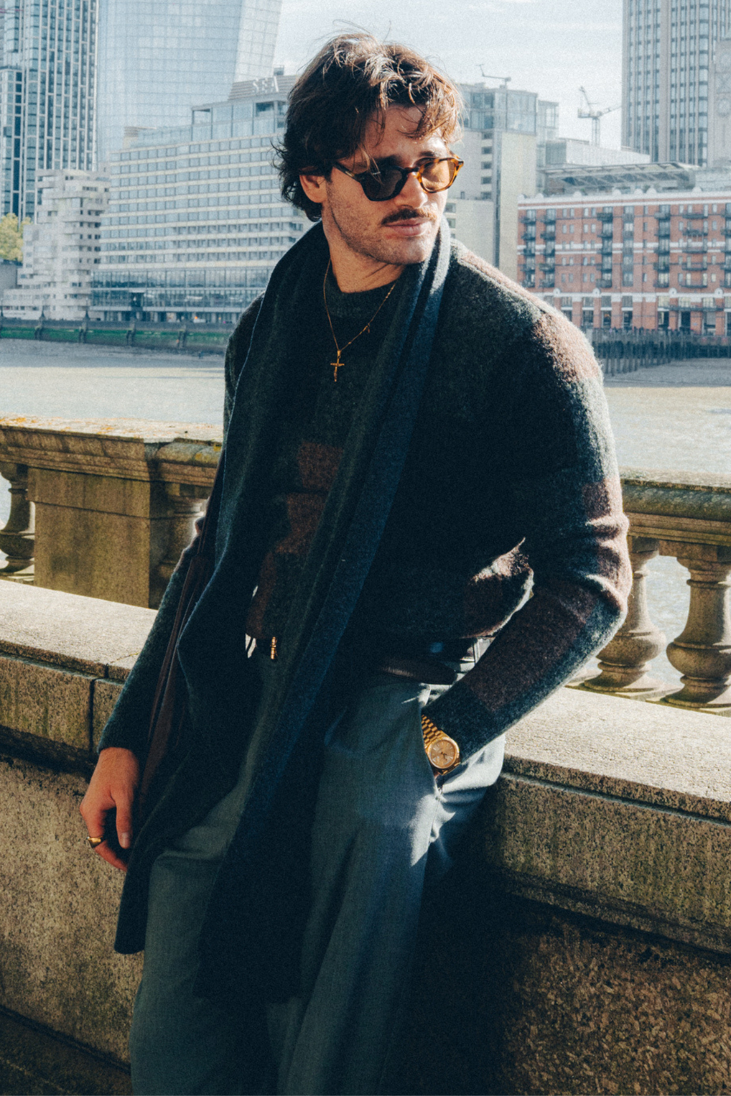 Alexander Strik - Brun