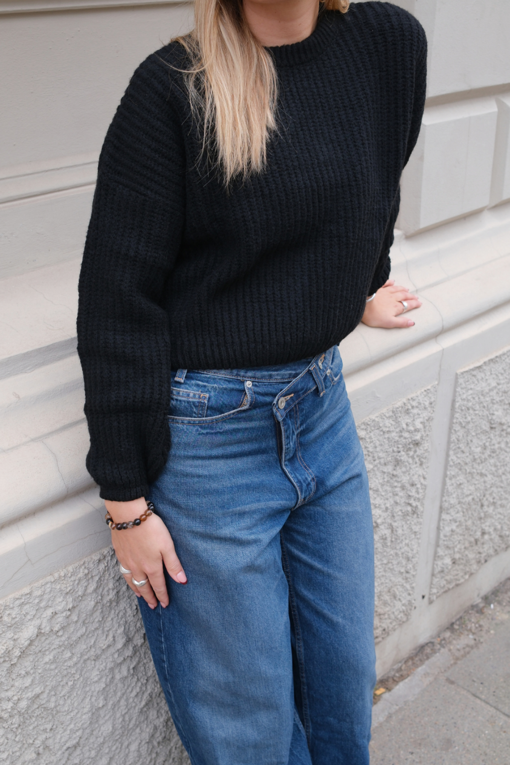 Gabriela Strik - Sort