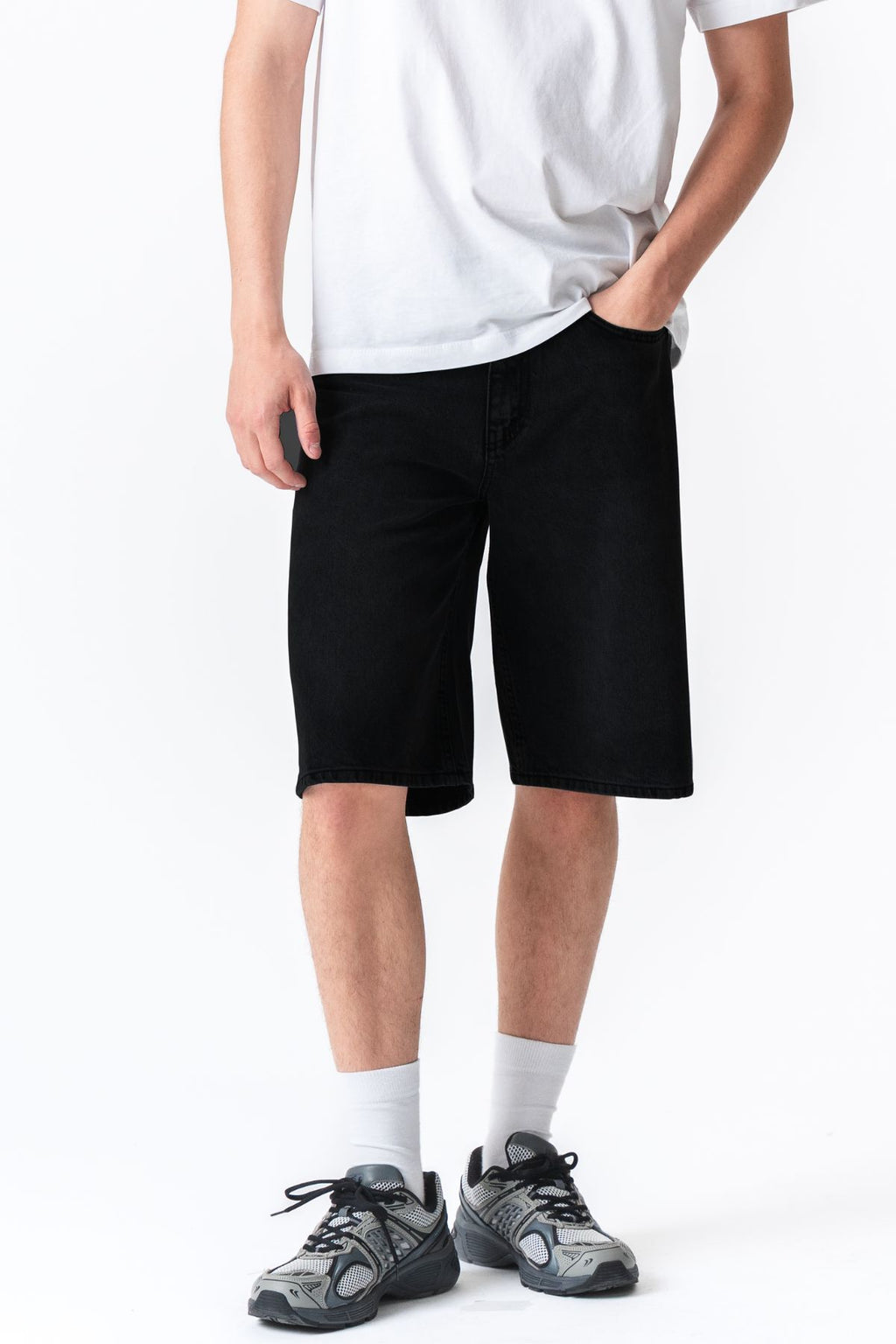 Denim Shorts Loose - Solid Black