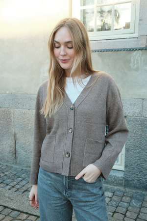 Sara Cardigan - Taupe